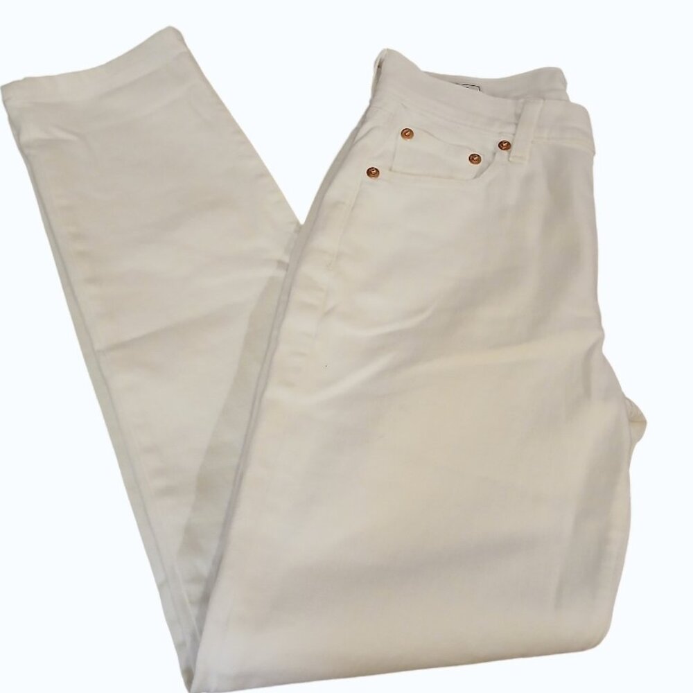 GAP Girlfriend Mid-Rise White Denim Jeans - Like New - Picture 5 of 14